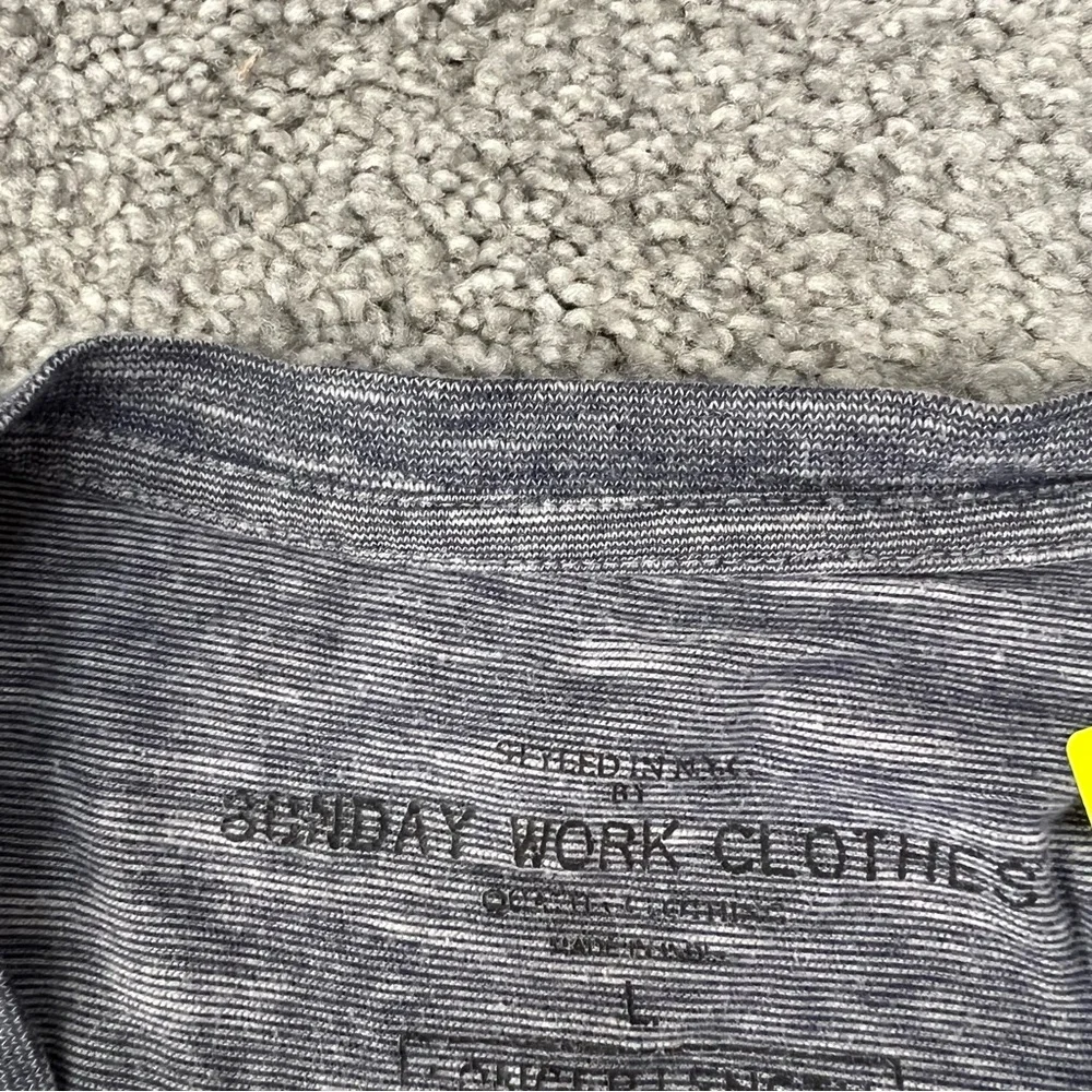 Sunday work clothes shirt mens large blue‎ front pocket tee casual basic capsule - Picture 4 of 8